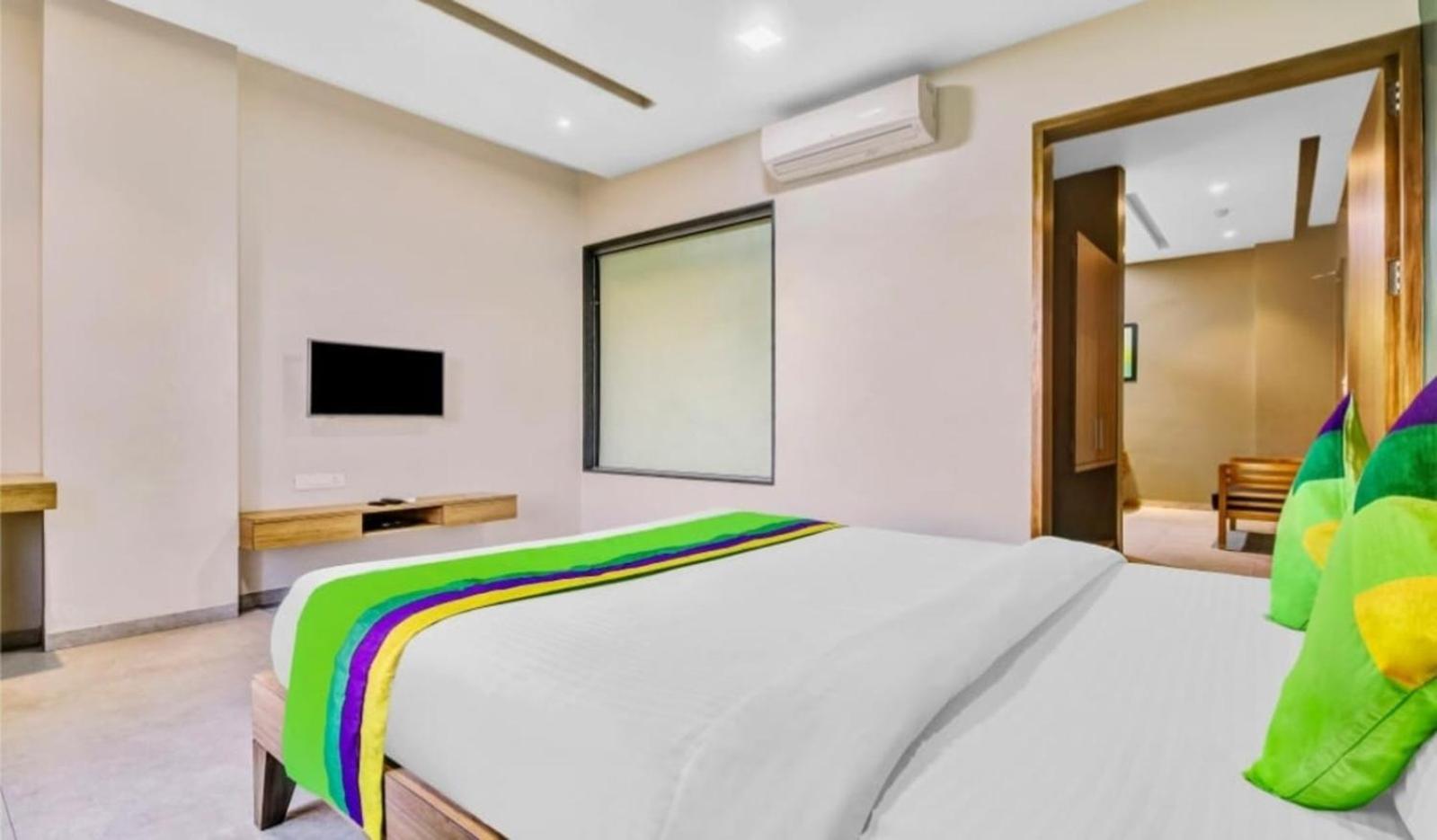 Elite Boutique Hotel サーターラー エクステリア 写真
