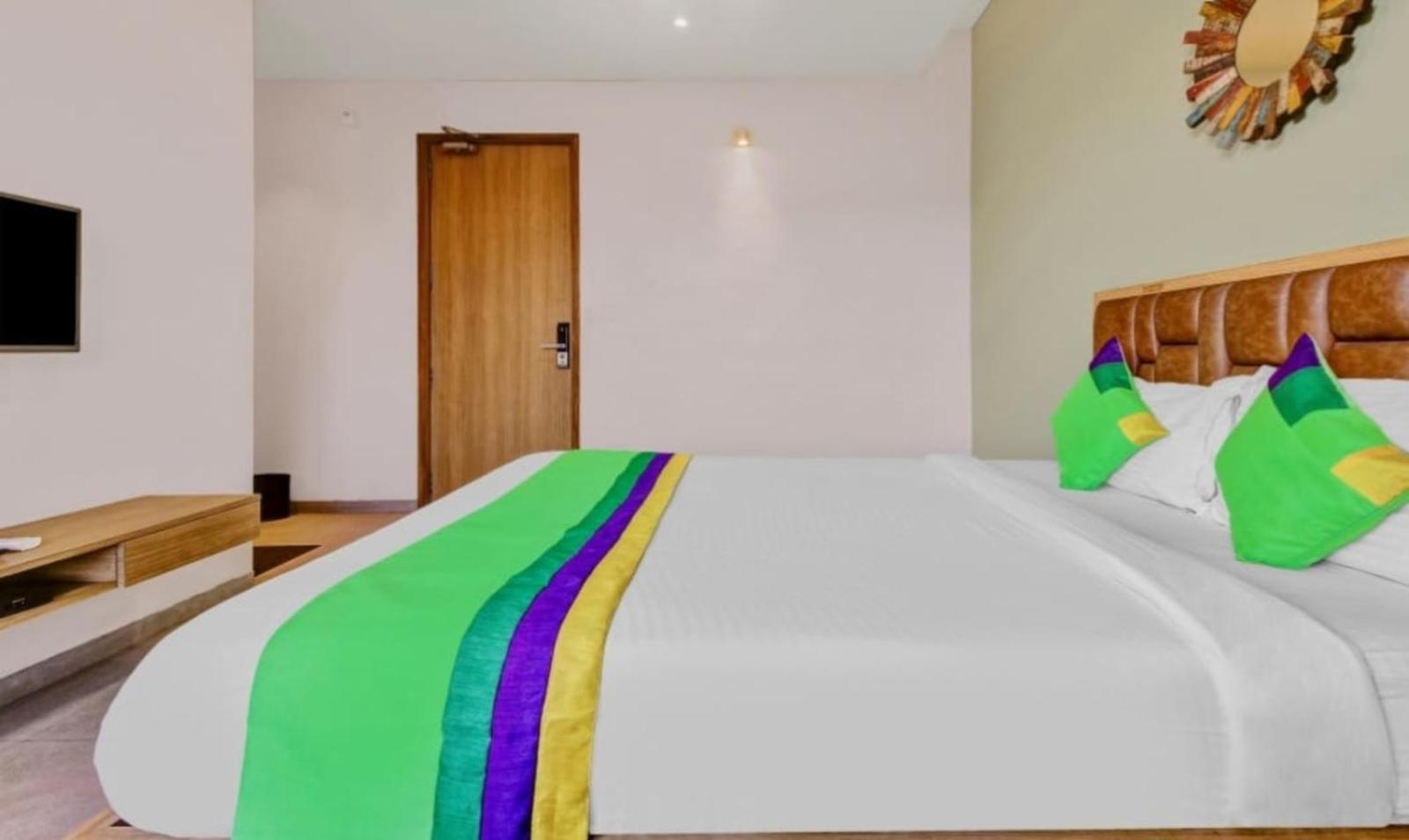 Elite Boutique Hotel サーターラー エクステリア 写真