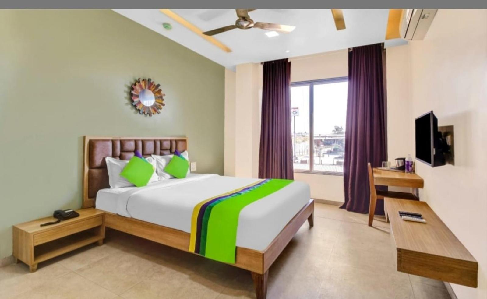 Elite Boutique Hotel サーターラー エクステリア 写真