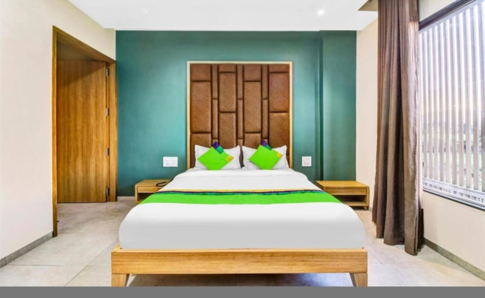 Elite Boutique Hotel サーターラー エクステリア 写真